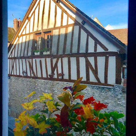 Apartamento L’élégance au coeur du Médiéval Provins Exterior foto